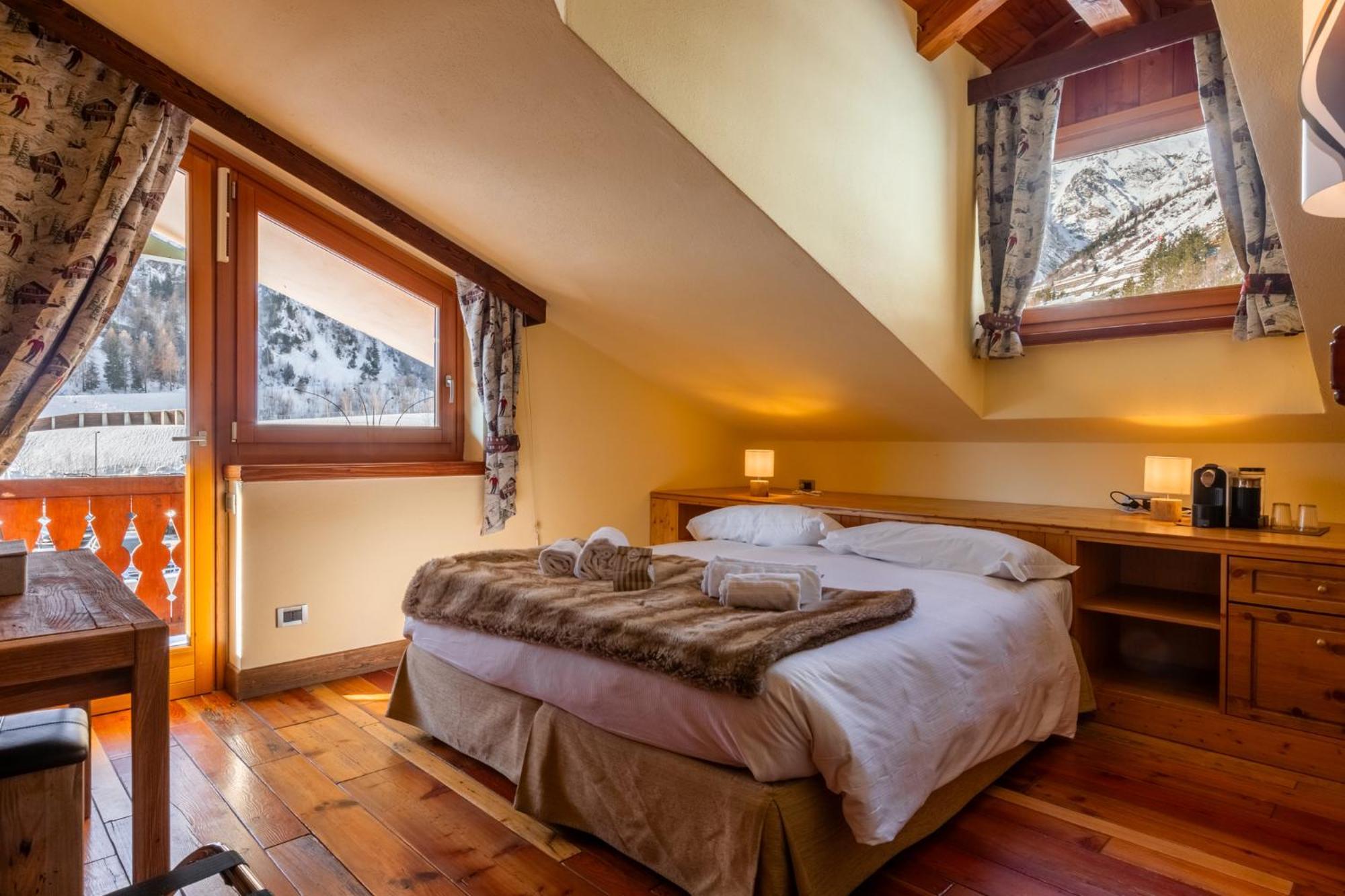 Shatush Hotel Courmayeur Exterior photo